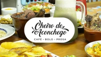 Mesa com pratos servidos pelo Cheiro de Aconchego na Vila Carrão